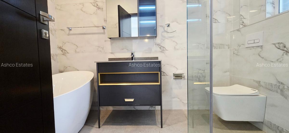 3 Bed Apartment with En Suite at Riverside Drive - 13
