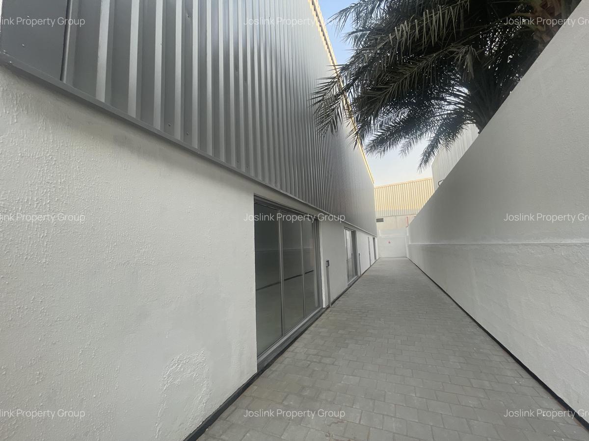 Warehouse with Parking at Simanzi - 8