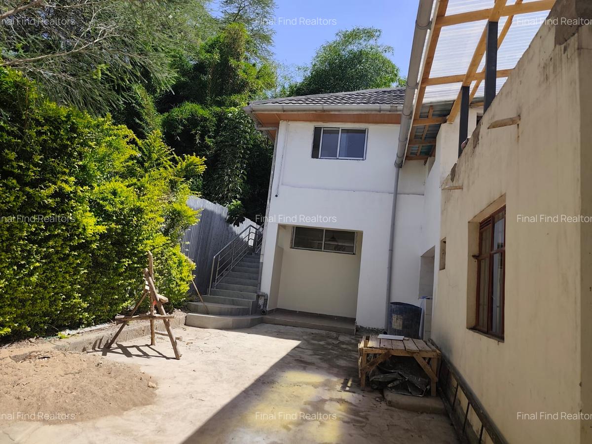 2 Bed House with Garden in Runda - 2