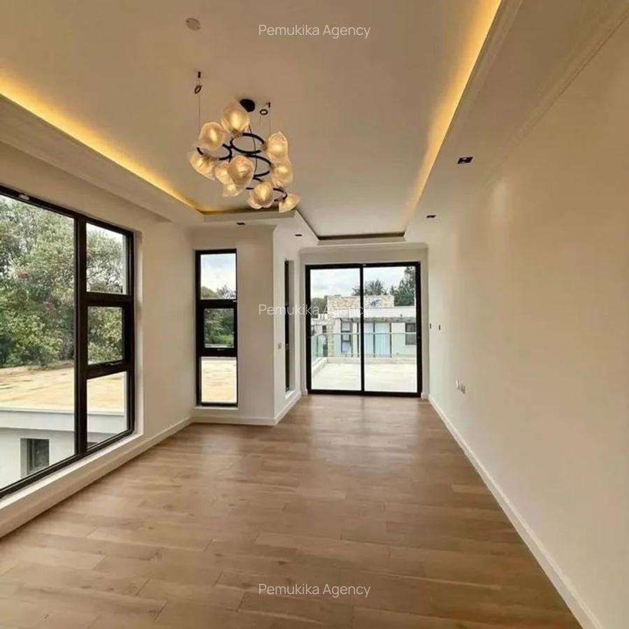 5 Bed Townhouse with En Suite in Karen - 9
