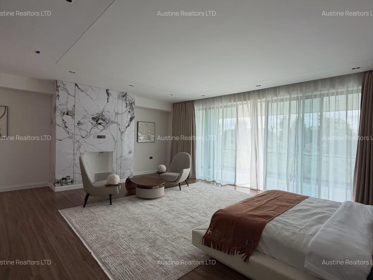 5 Bed Villa with En Suite in Runda - 14
