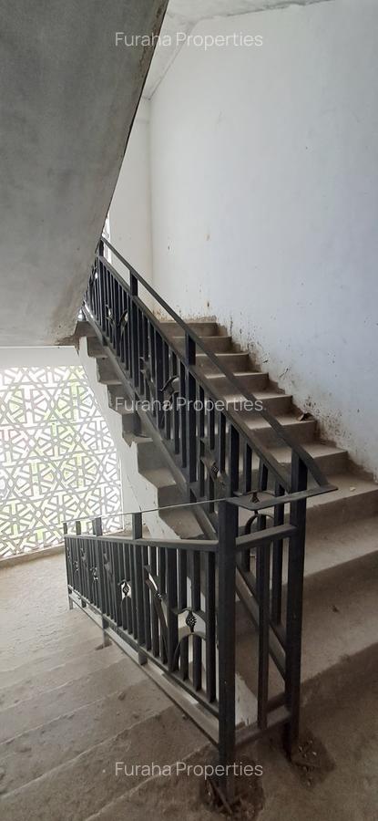 1 Bed Apartment with En Suite at Shanzu - 9