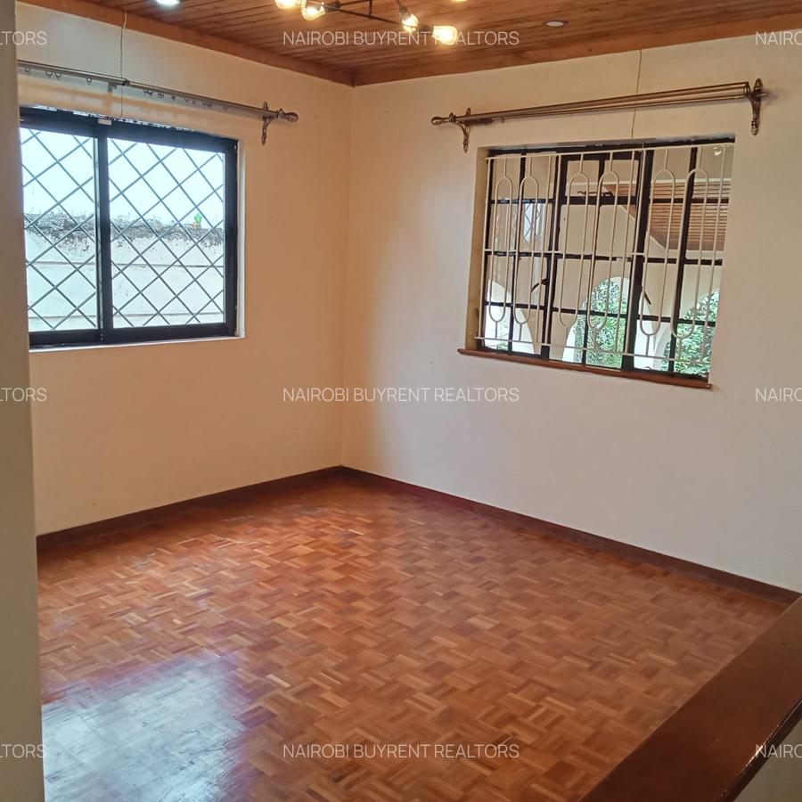 3 Bed House with En Suite in Loresho - 9