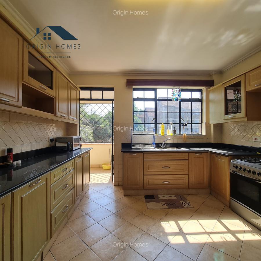 3 Bed Apartment with En Suite at Riverside Drive - 7