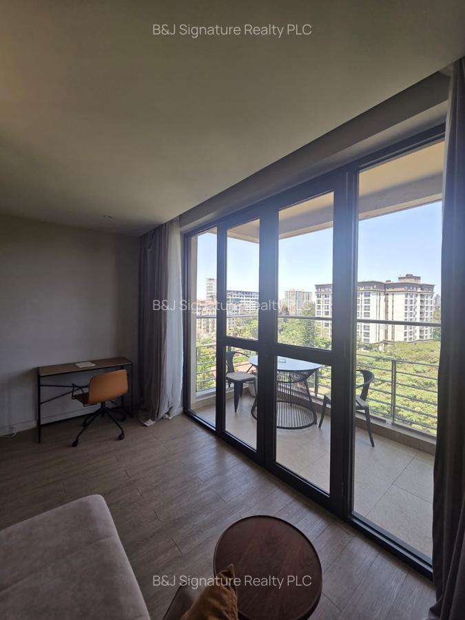 Serviced 2 Bed Apartment with En Suite in Riverside - 14