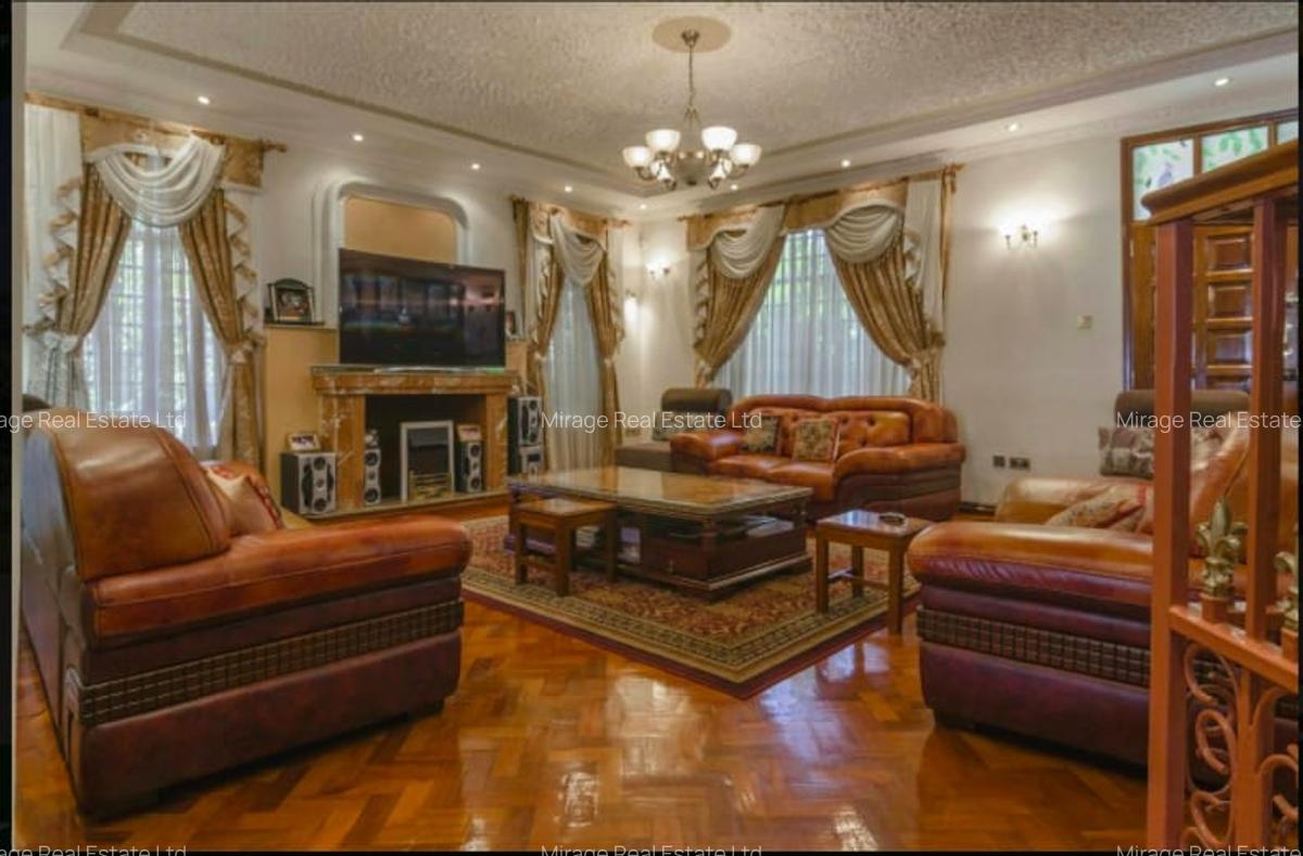 5 Bed House with En Suite in Runda - 8