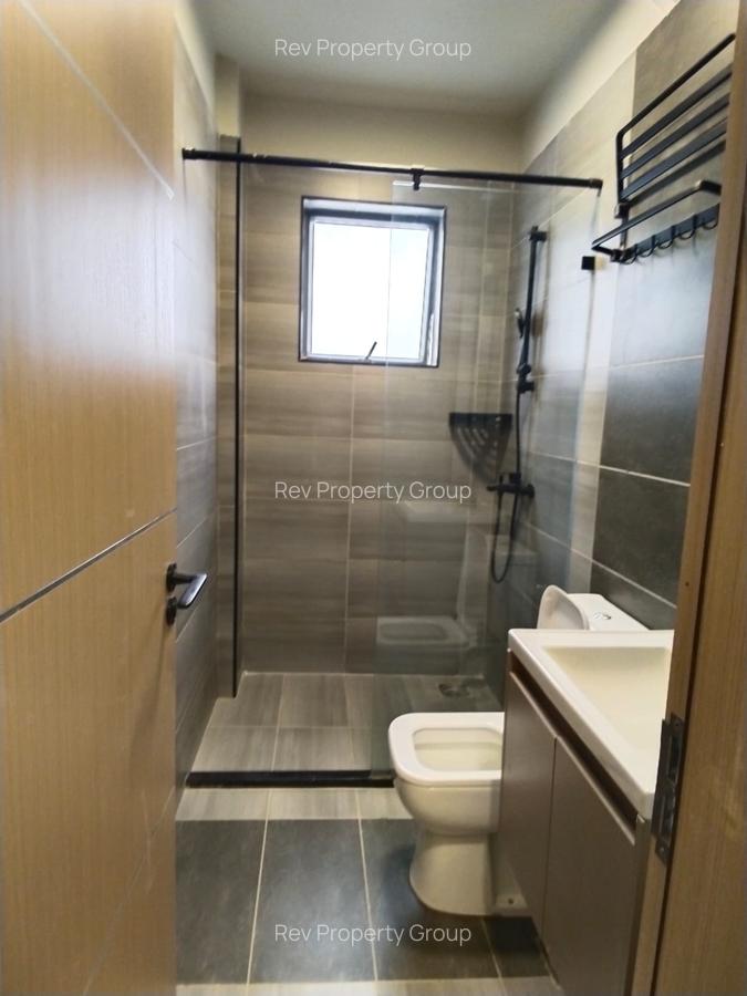 2 Bed Apartment with En Suite in Lavington - 7