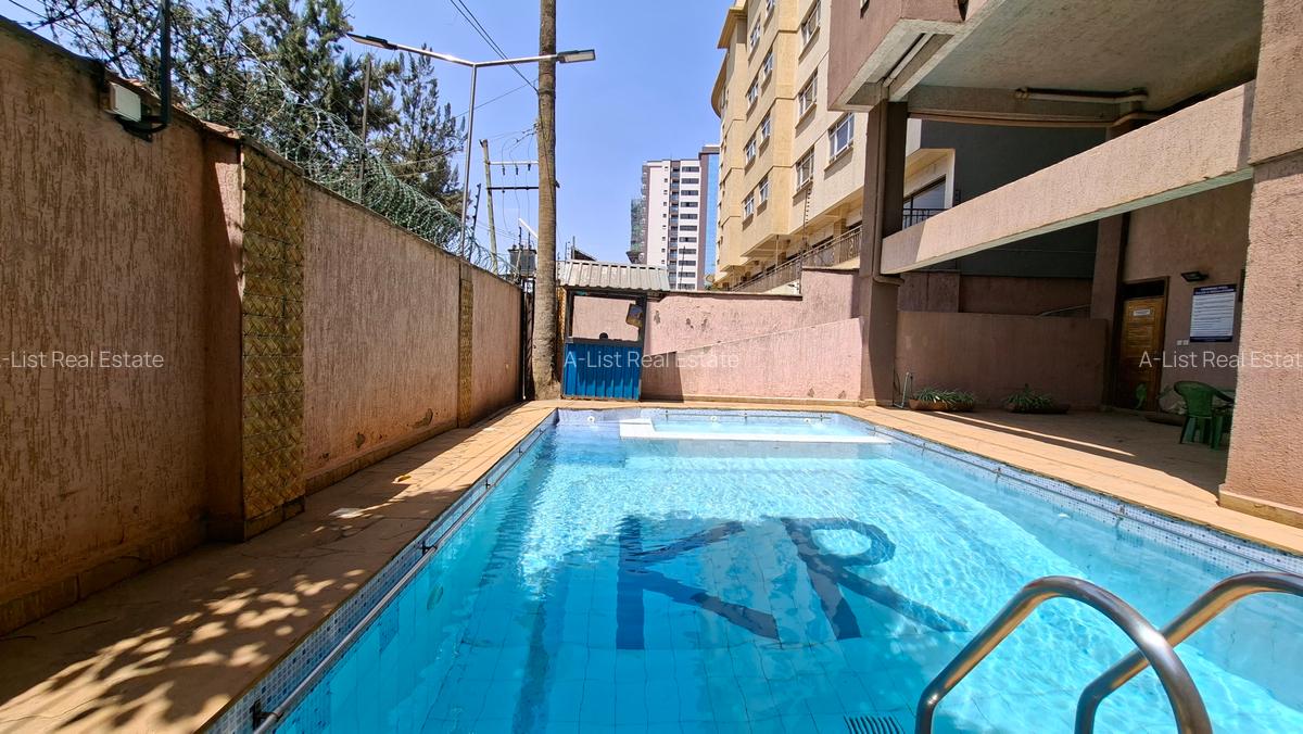 4 Bed Apartment with En Suite at 2Nd Parklands Avenue - 13