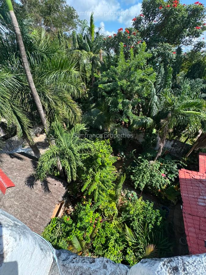 Serviced 4 Bed Apartment with En Suite at Nyali Shell - 11