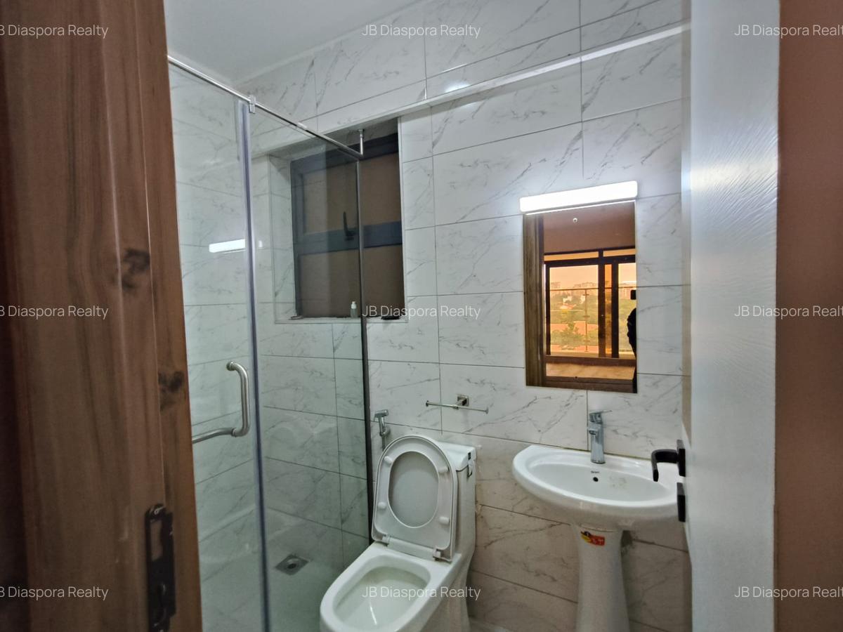 4 Bed Apartment with En Suite at 6Th Parklands - 8