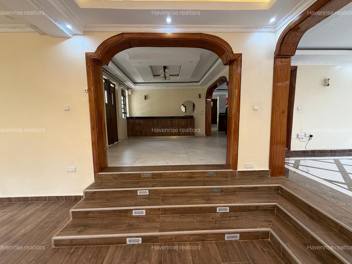 6 Bed House at New Kitusuru - 7
