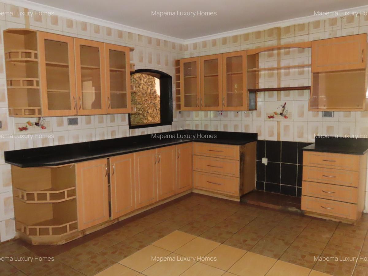 5 Bed House with En Suite at Kerarapon - 7