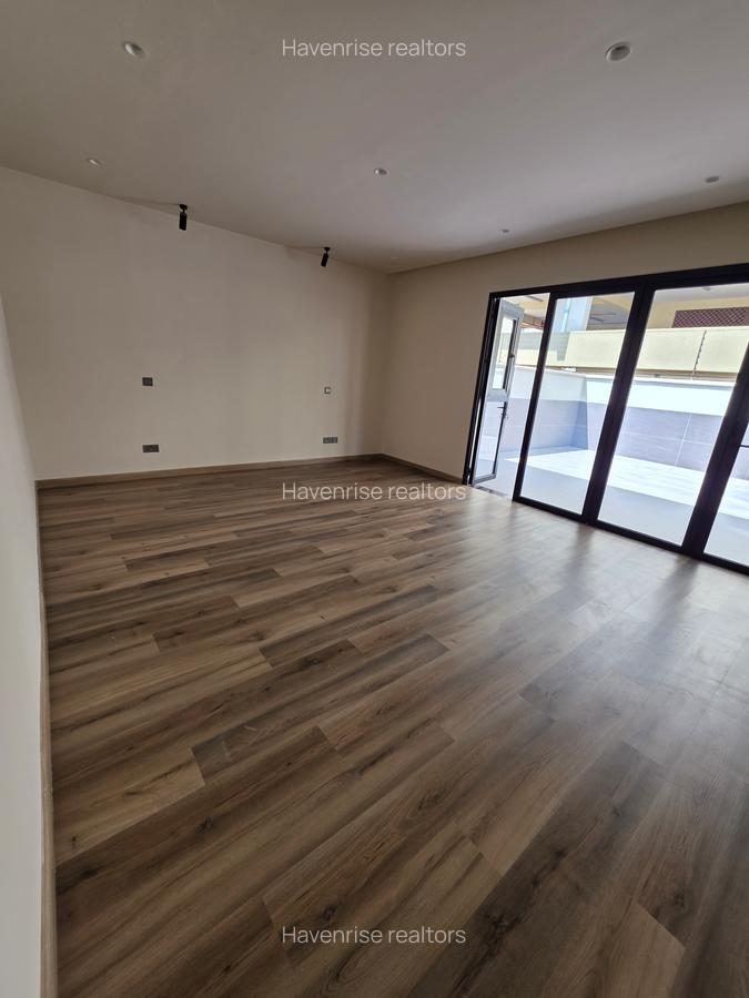 4 Bed Townhouse with En Suite at Westlands - 9