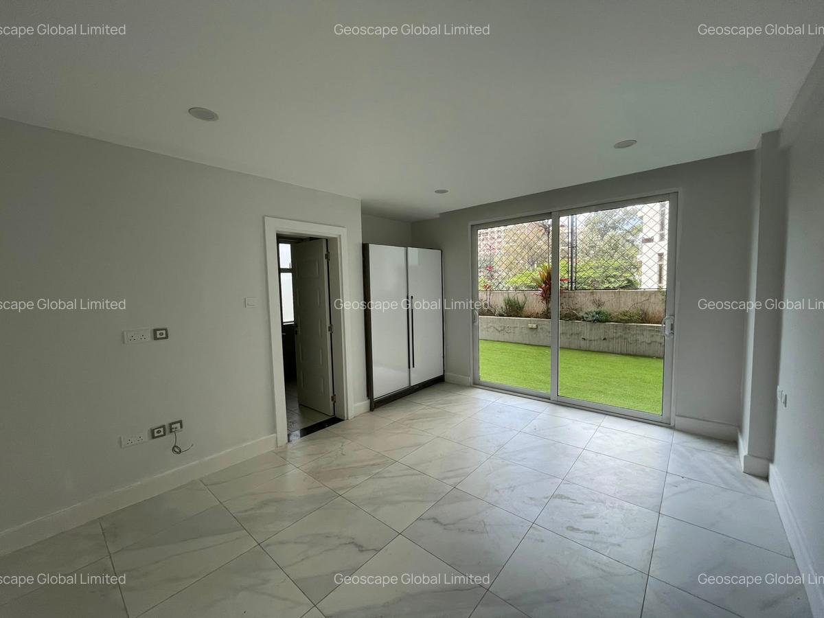 2 Bed Apartment with En Suite in Westlands Area - 12
