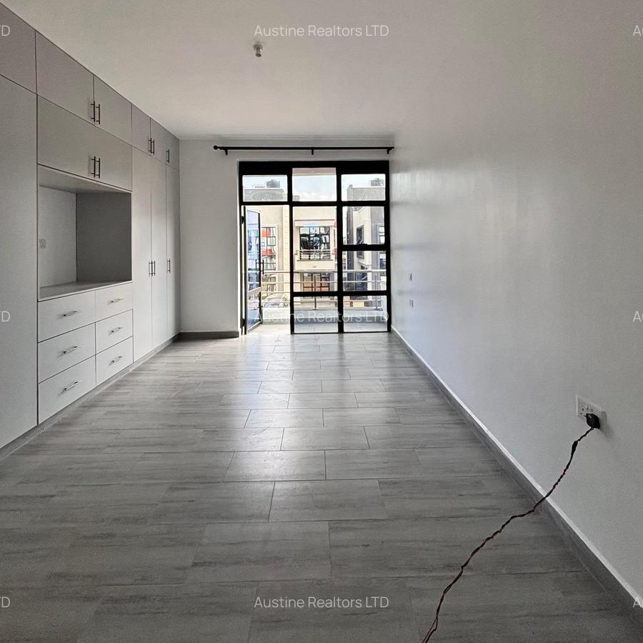 4 Bed Townhouse with En Suite at Eastern Bypass - 14