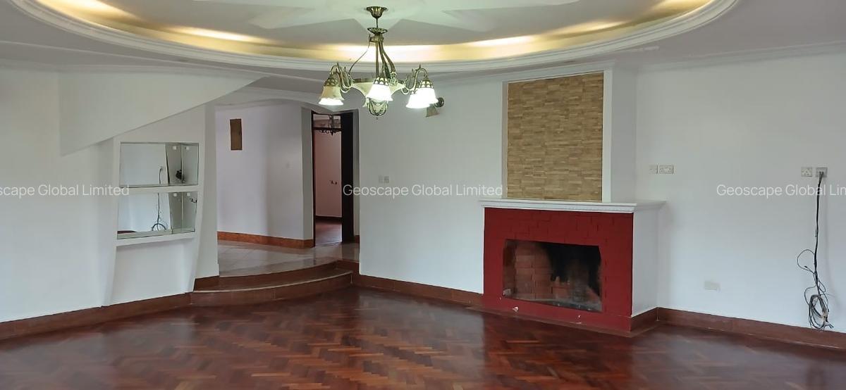 4 Bed House with En Suite in Runda - 2