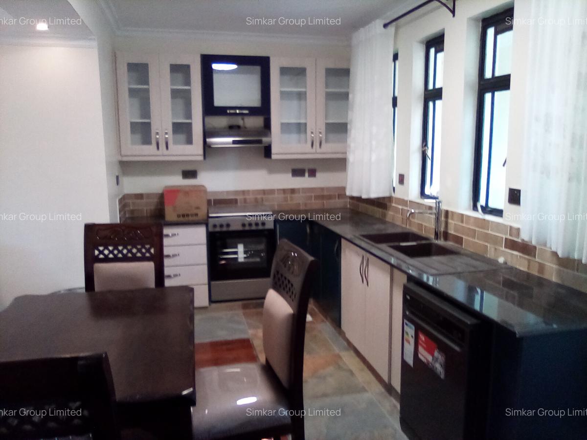 Serviced 1 Bed Apartment with En Suite at Convent Drive - 2