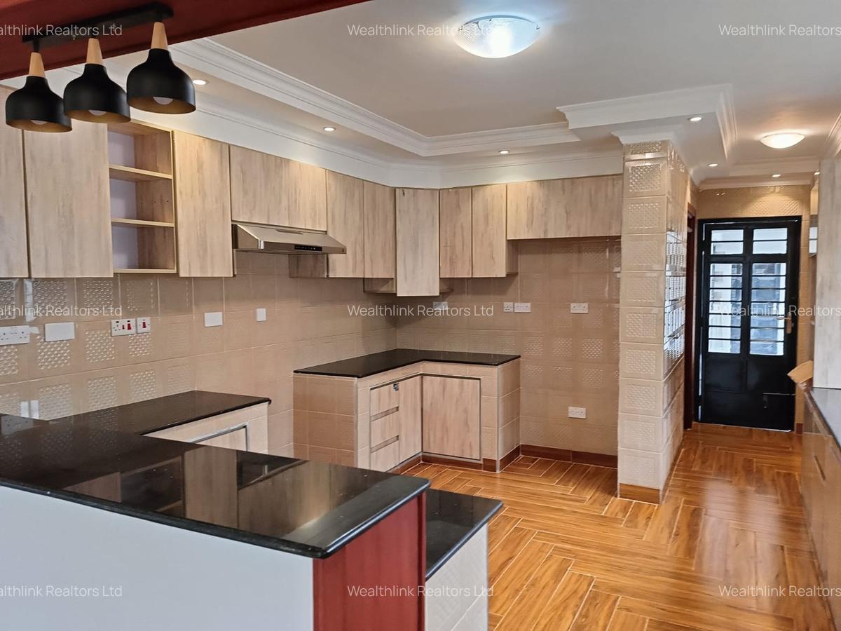 4 Bed Townhouse with En Suite at Runda - 5