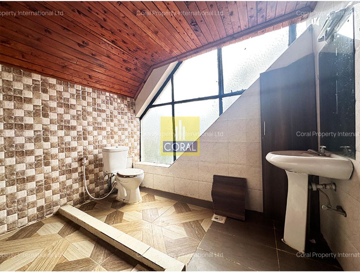 3 Bed Apartment in Langata - 5