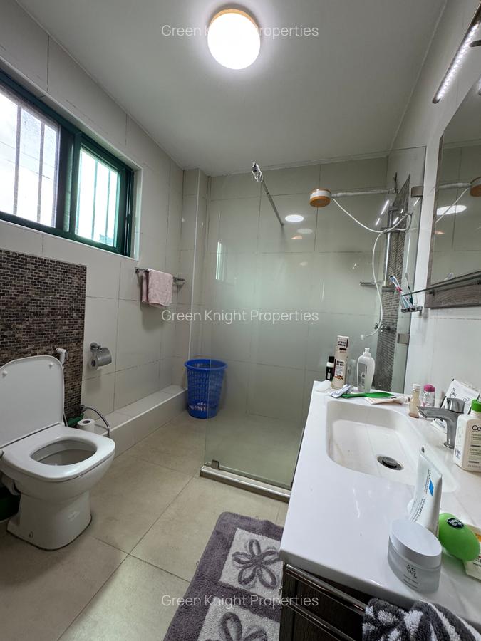 Serviced 3 Bed Apartment with En Suite in Lavington - 11