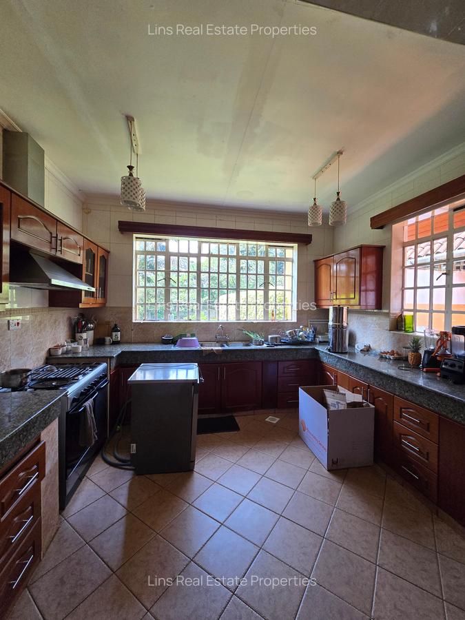 5 Bed Townhouse with En Suite in Kitisuru - 15