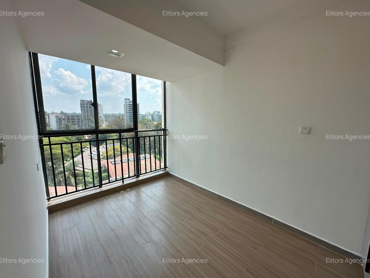 1 Bed Apartment with En Suite at Riverside Drive - 11