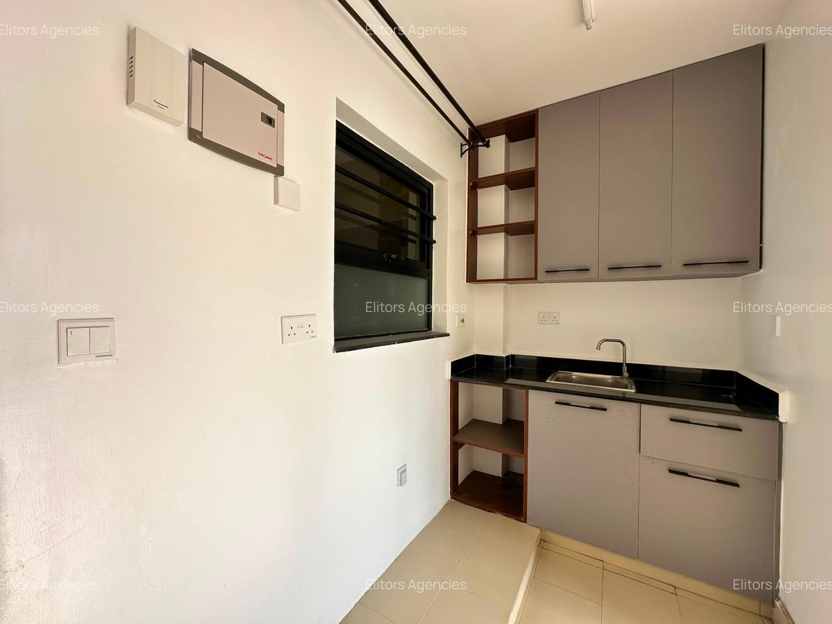 1 Bed Apartment with En Suite at Kirawa Road - 6