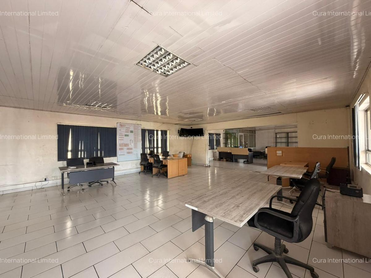 Warehouse in Industrial Area - 8