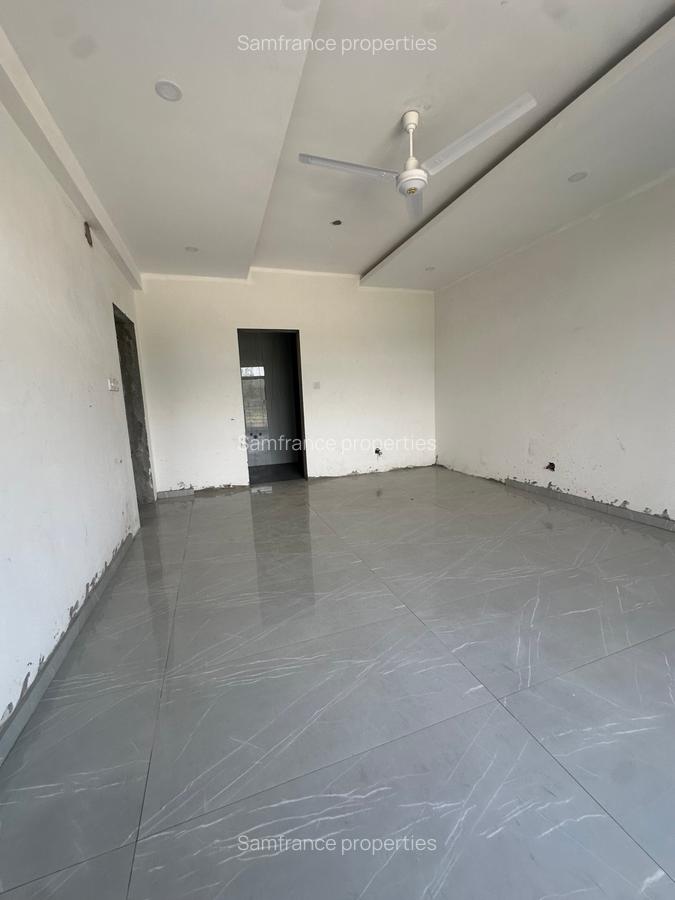 3 Bed Apartment with En Suite at Baobab Road - 10