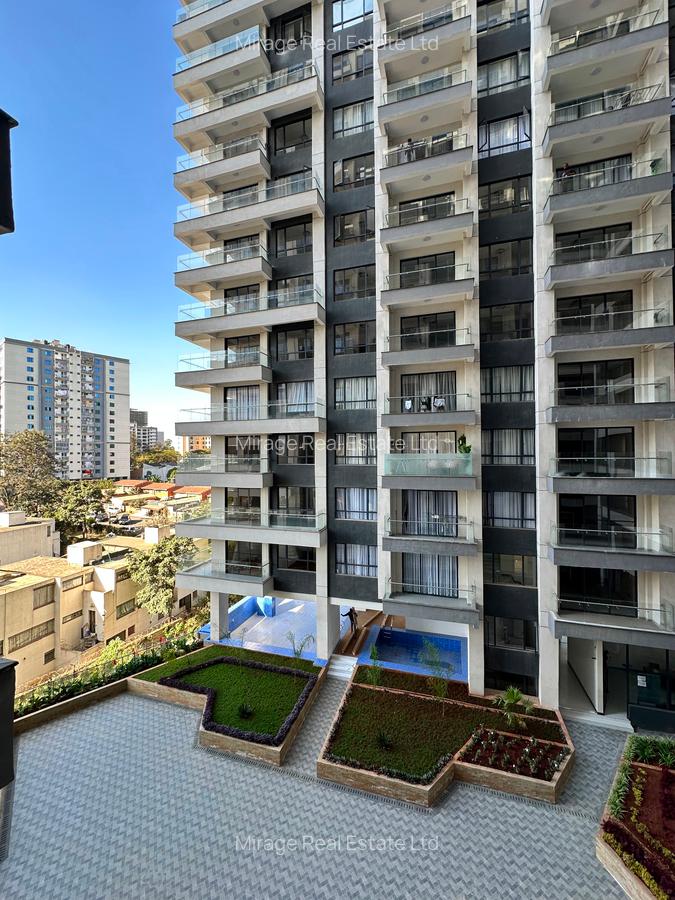 1 Bed Apartment with Swimming Pool in Kilimani - 2