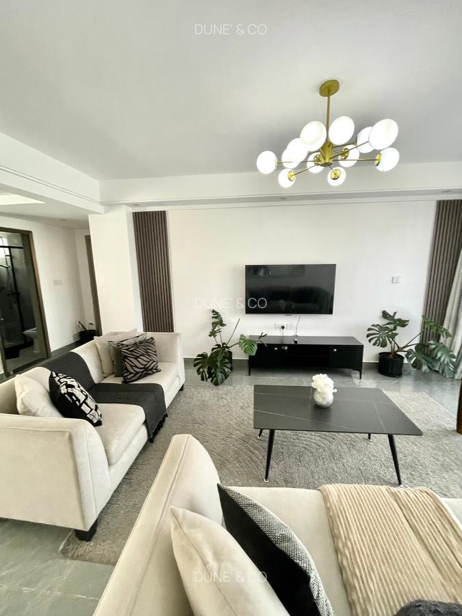 Serviced 2 Bed Apartment with En Suite in Riverside - 9