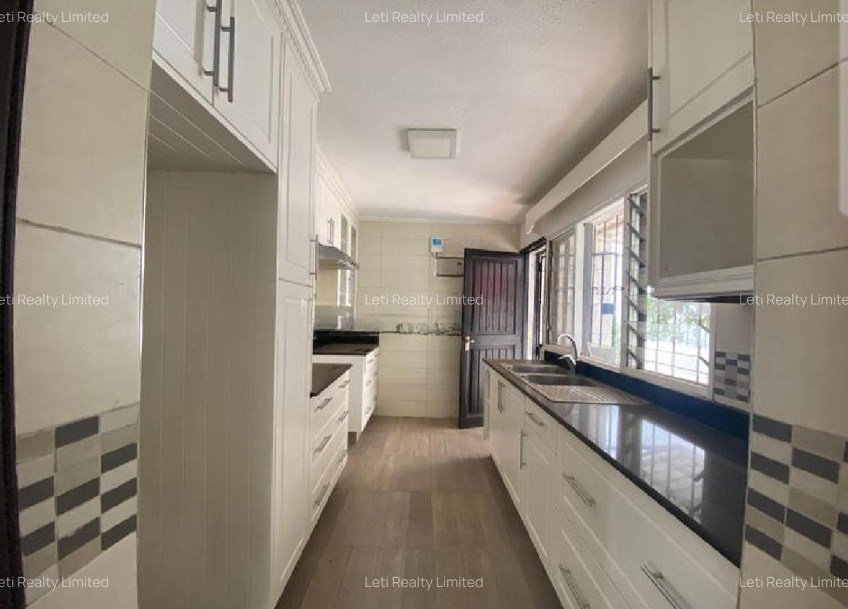 4 Bed Townhouse with En Suite in Kileleshwa - 7