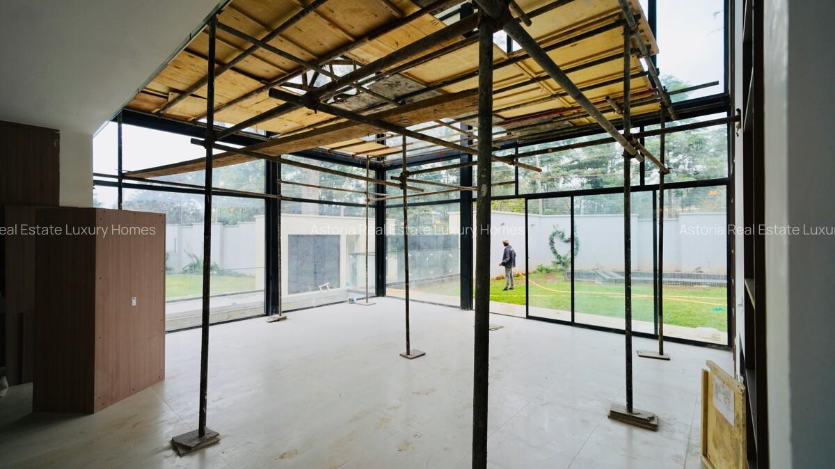 5 Bed Villa with En Suite at 2026-187 5 Bed - 7