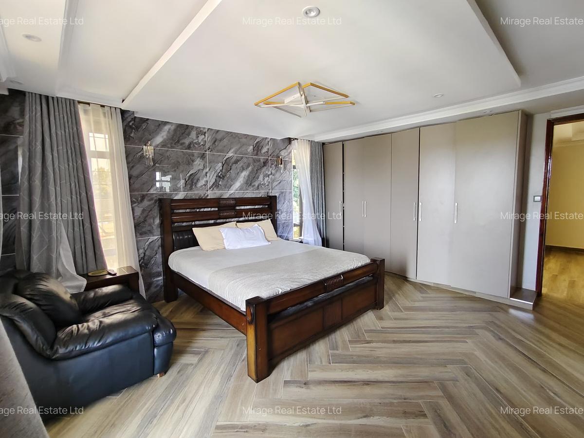 5 Bed House with En Suite in Cianda - 20