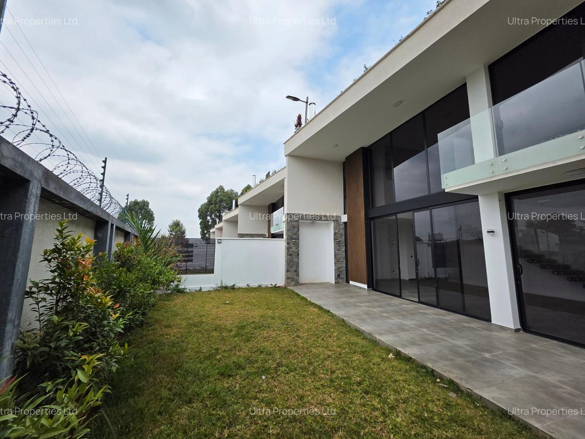 4 Bed Villa with En Suite in Runda - 18