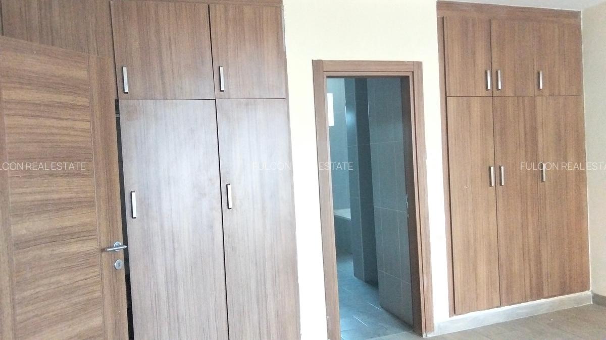 3 Bed Apartment with En Suite in Kilimani - 10