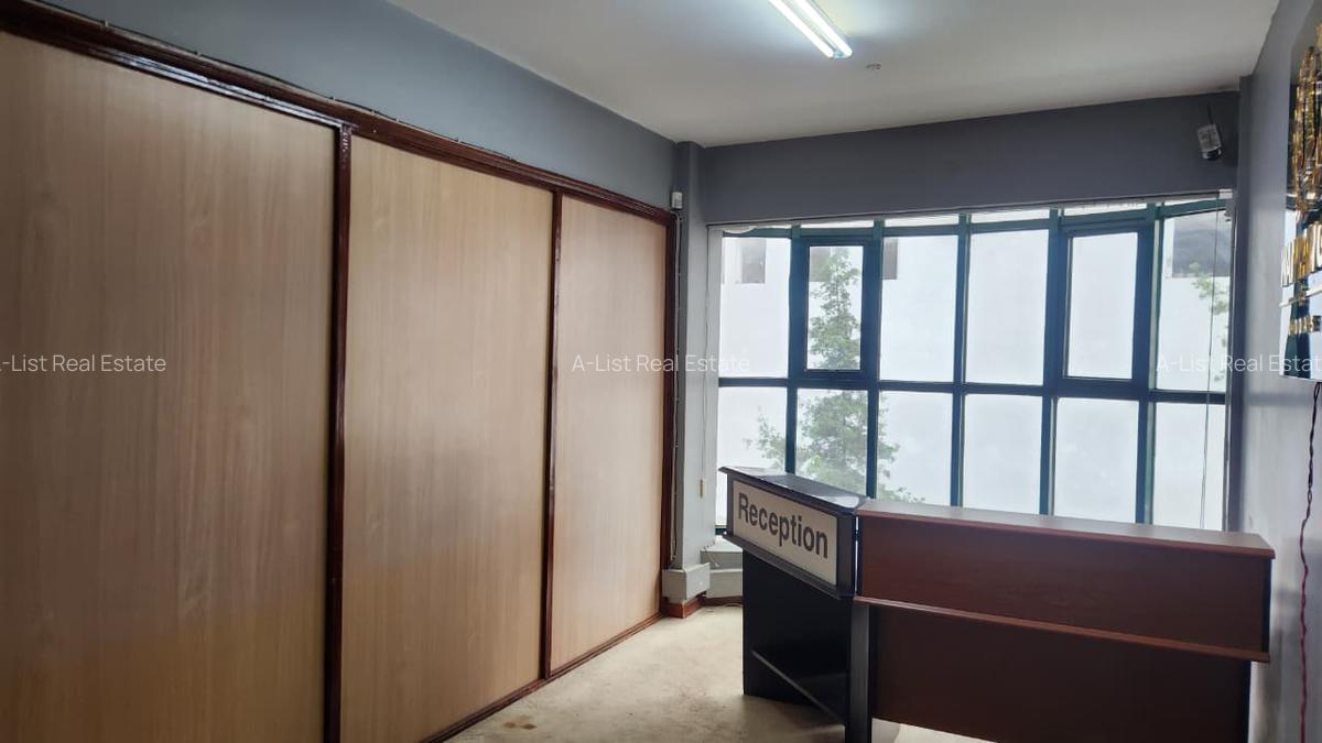 1,600 ft² Commercial Property with Service Charge Included in Kilimani - 3