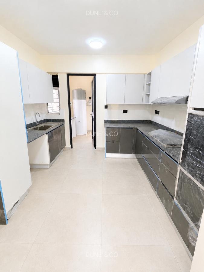 3 Bed Apartment with En Suite in Westlands Area - 3