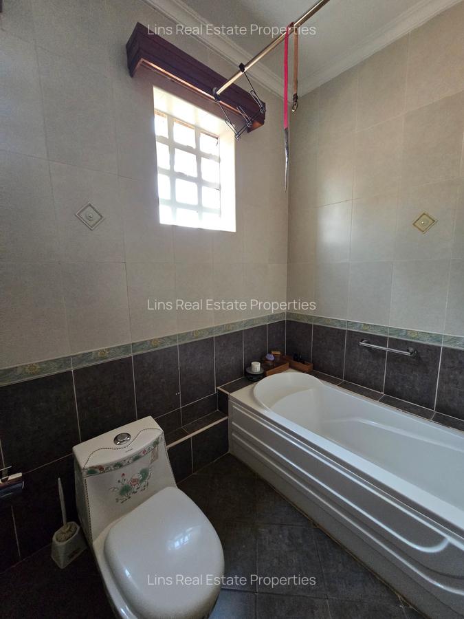 5 Bed Townhouse with En Suite in Kitisuru - 14
