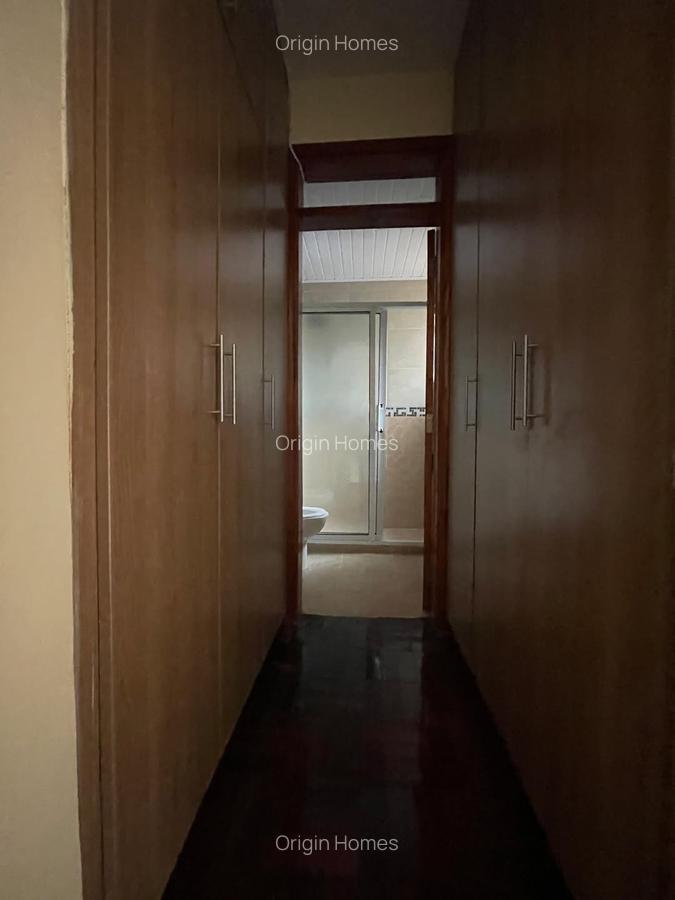 2 Bed Apartment with En Suite at Riverside Drive - 10