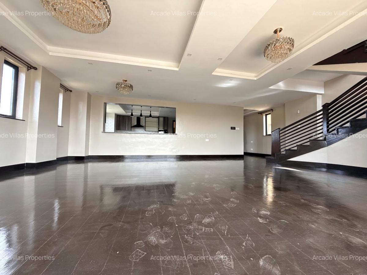 4 Bed Apartment with En Suite in Lavington - 3