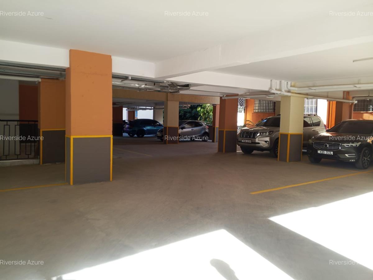 Serviced 1 Bed Apartment with En Suite at Westlands - 4