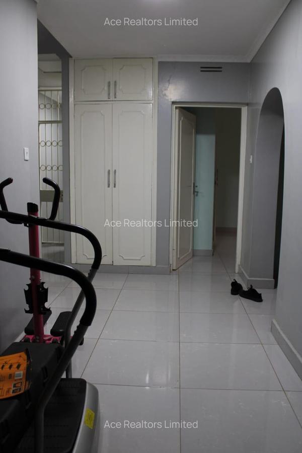 6 Bed Townhouse with En Suite at Brookside - 13