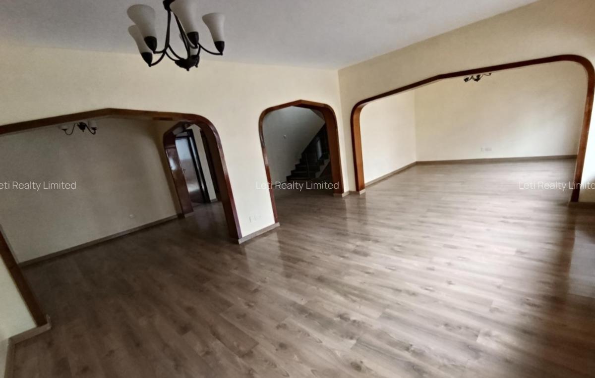 5 Bed Townhouse with En Suite in Kilimani - 5