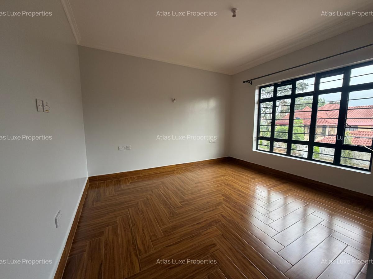 4 Bed Villa with En Suite at Paradise - 11