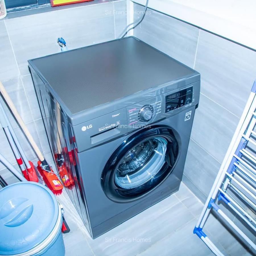 Serviced 2 Bed Apartment with En Suite in Riara Road - 4