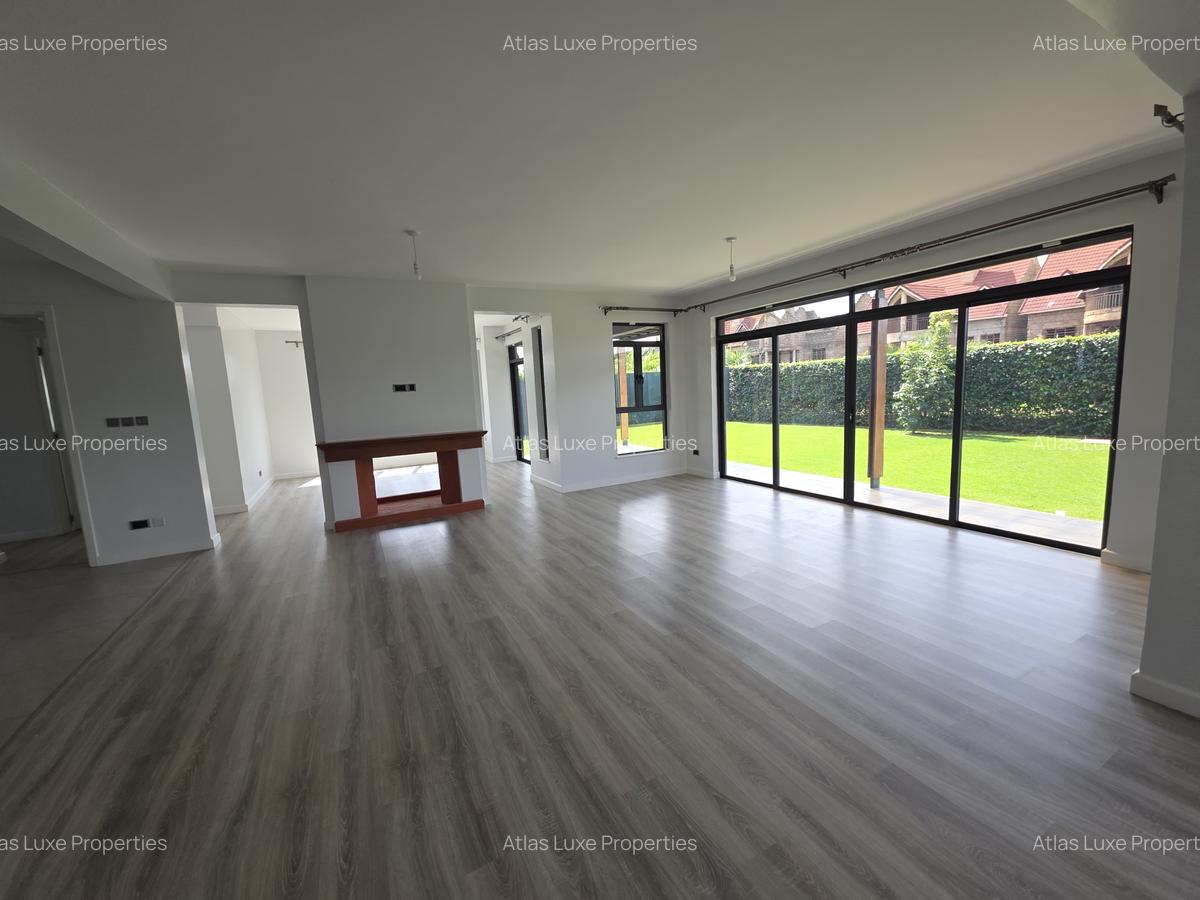 5 Bed Townhouse with En Suite at New Runda - 2