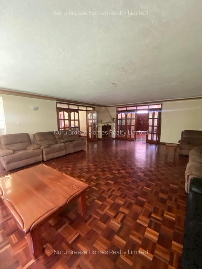 6 Bed House with En Suite in Karen - 2
