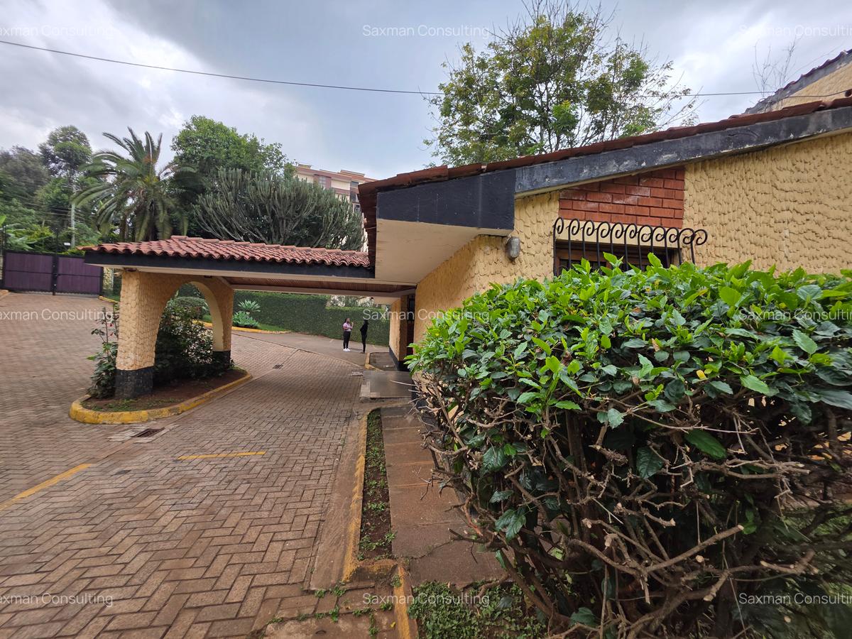 Commercial Property with Service Charge Included in Riverside - 3