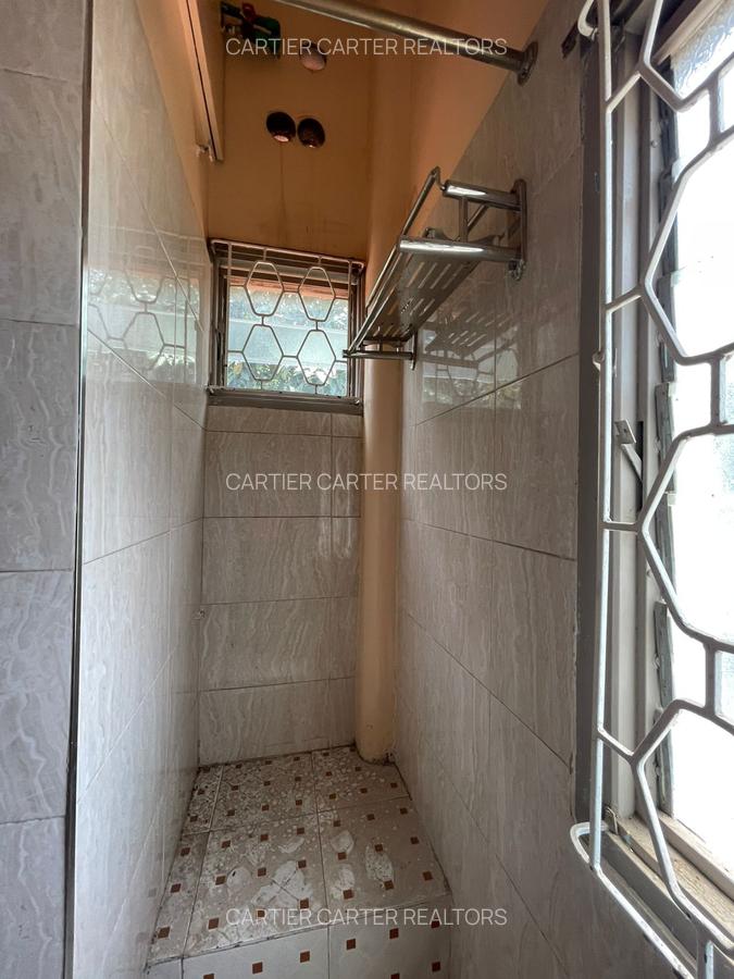 3 Bed Townhouse with Garden in Buruburu - 4